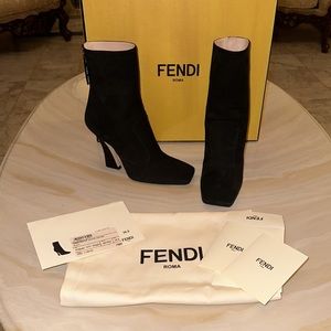 NWT! FINAL PRICE-CLOSING CLOSET! Authentic Fendi SuedeLeather Ankle Boots